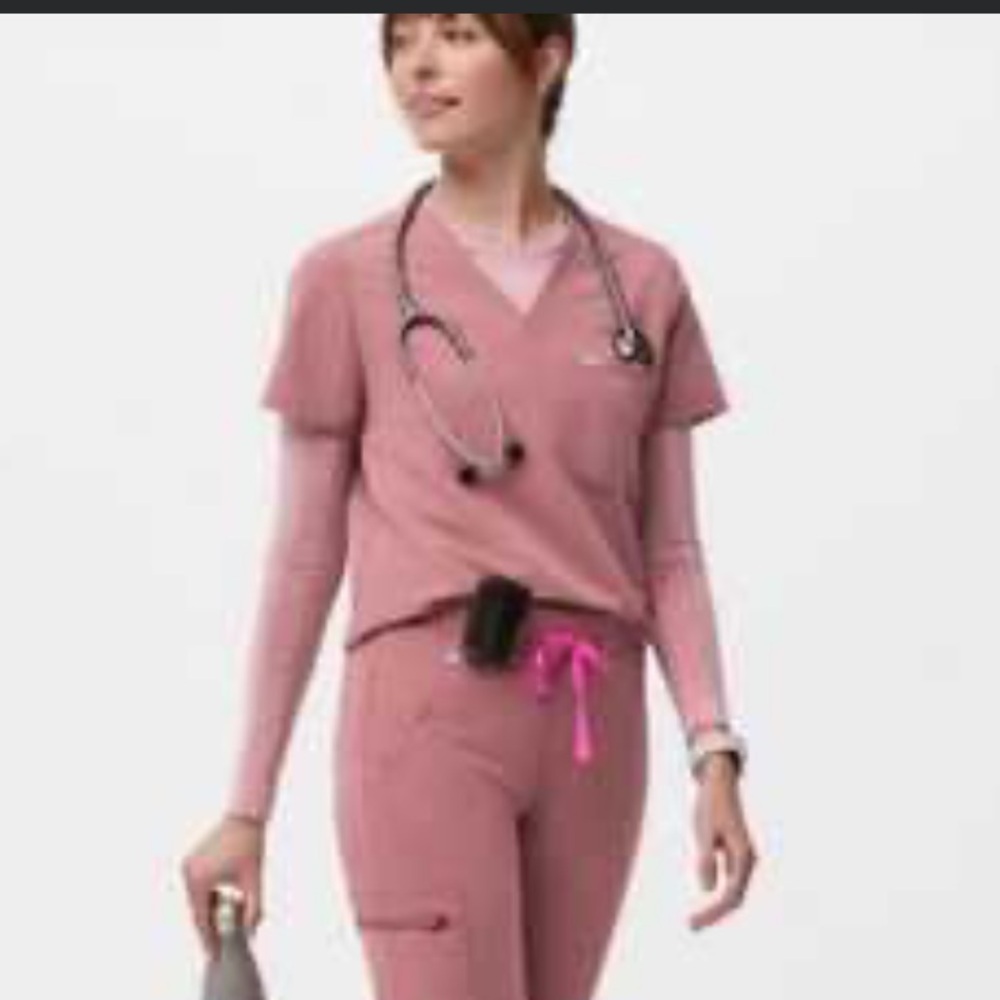 Figs Mauve Pink Women's Catarina Scrub Top